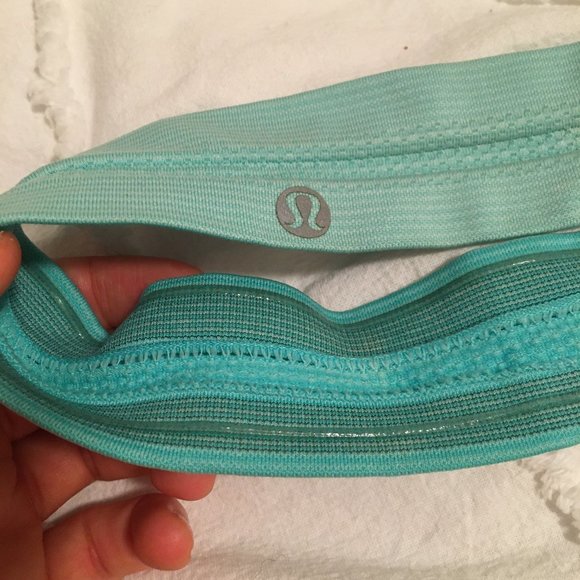 2 flyaway tamer headbands - Picture 4 of 4